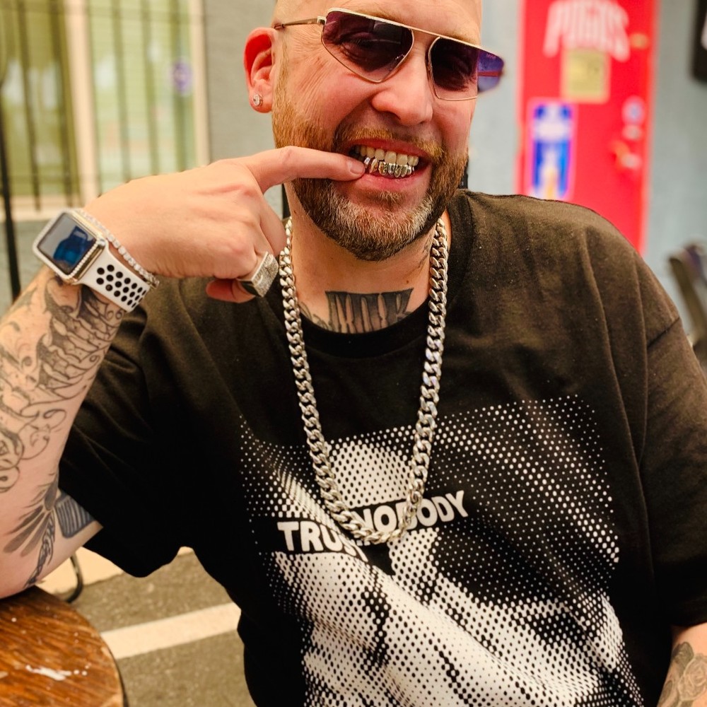 Meet your Posher, Nick